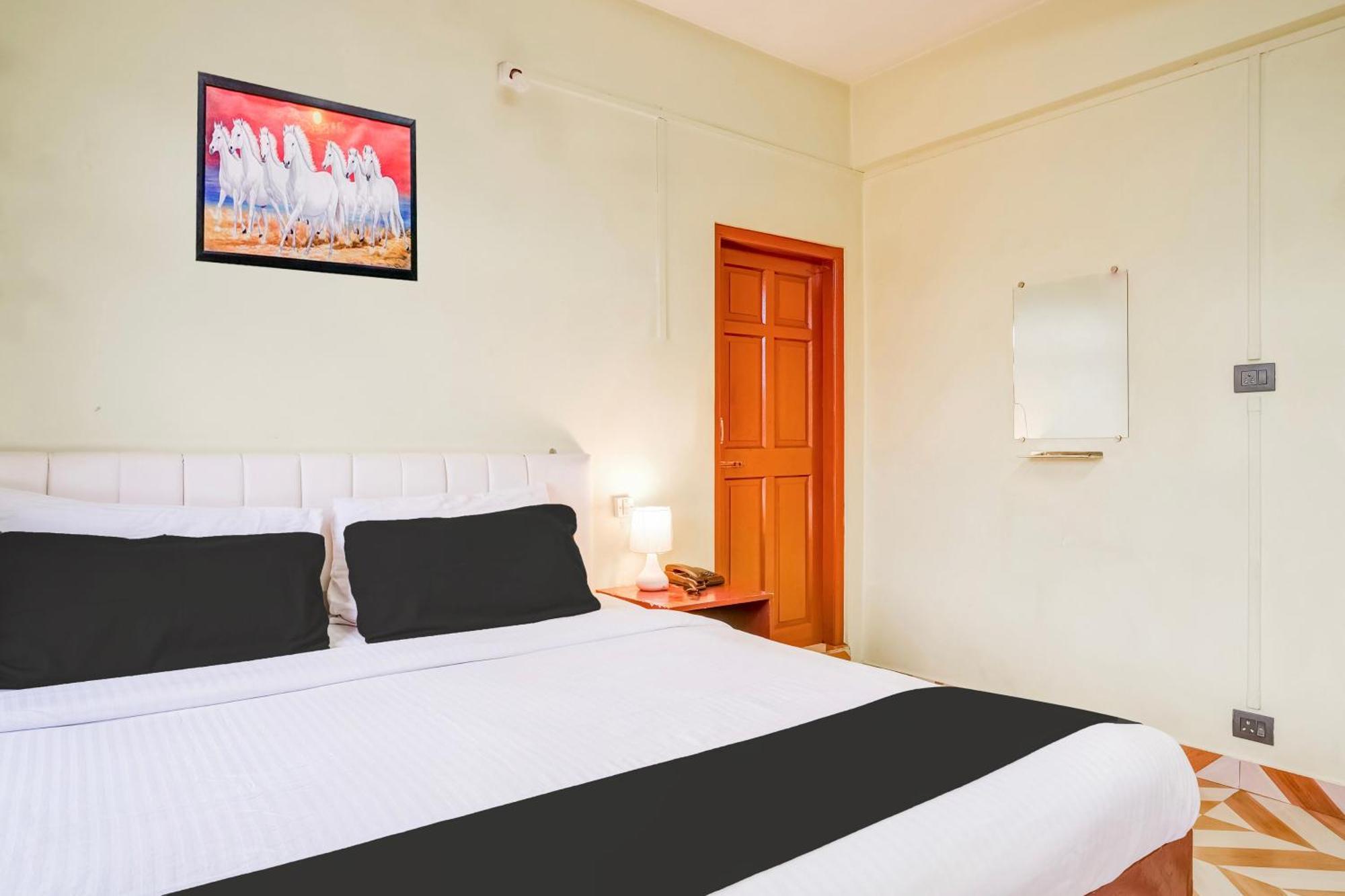 Super Hotel O Rynjah Shillong Luaran gambar