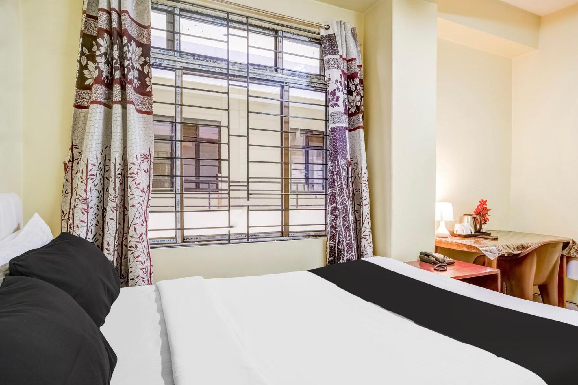 Super Hotel O Rynjah Shillong Luaran gambar